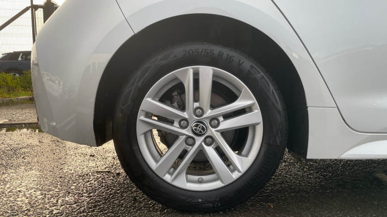 Toyota Corolla 1.8 VVT-i Hybrid Icon 5dr CVT Hybrid Hatchback